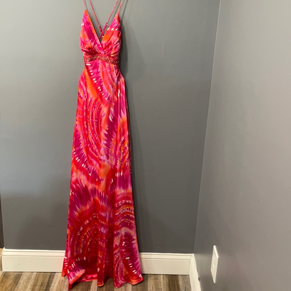 Size 5 floor length open back maxi with detailed beading